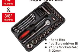 Tool Set in Plastic Case